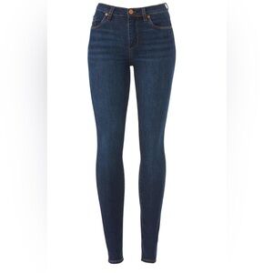 BLANK NYC Great Jones Slim Jeans - Super Slimming! Size - 28
